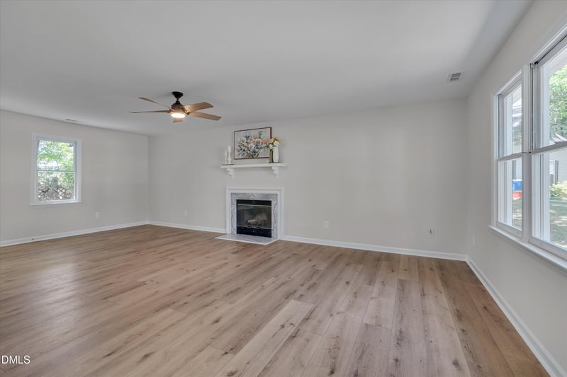 1513 Laverton Ct, Fuquay Varina, NC 27526