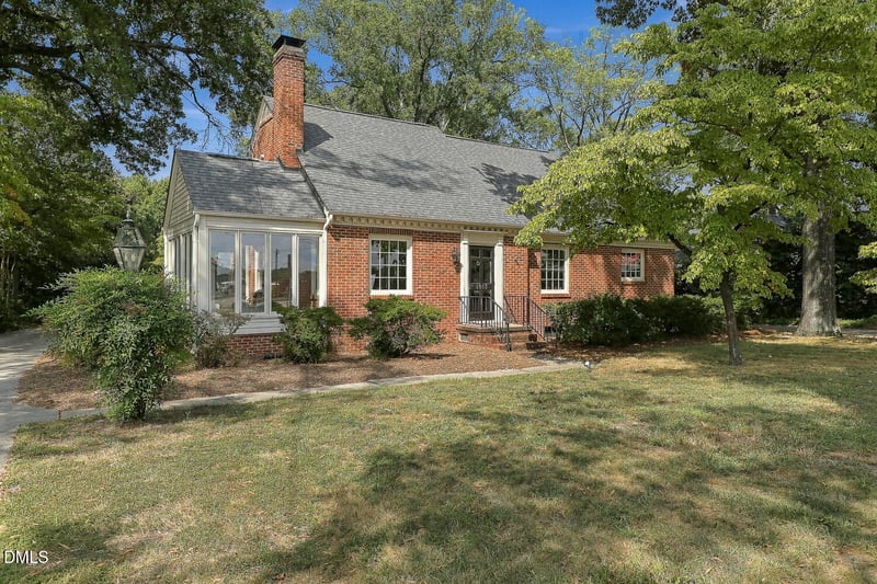 1513 N Main St, Fuquay Varina, NC 27526