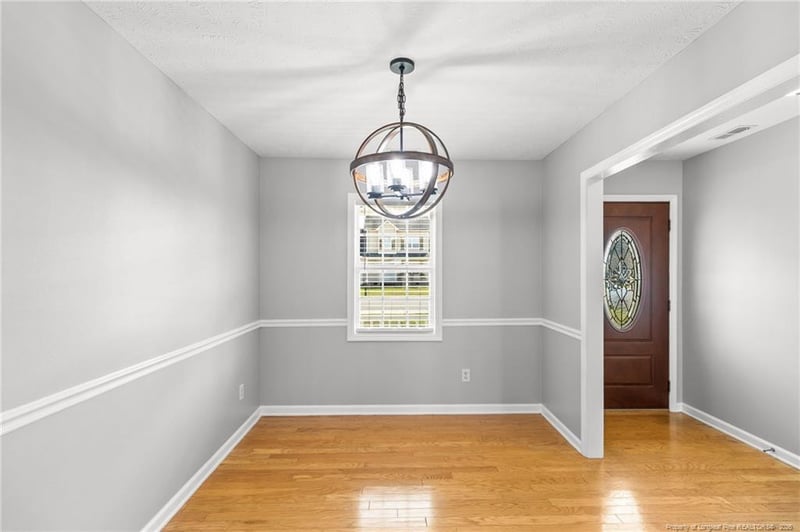 1516 Belews Creek Ln, Fayetteville, NC 28312
