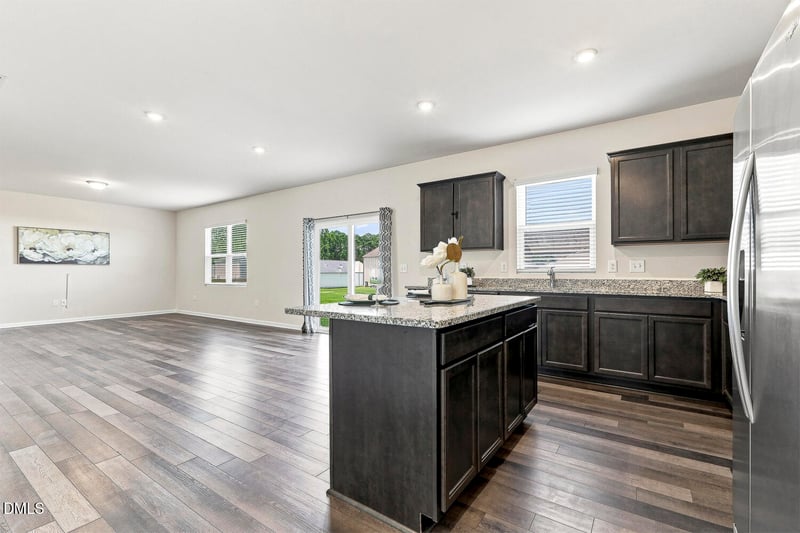 1521 Arapahoe Ridge Dr, Raleigh, NC 27604