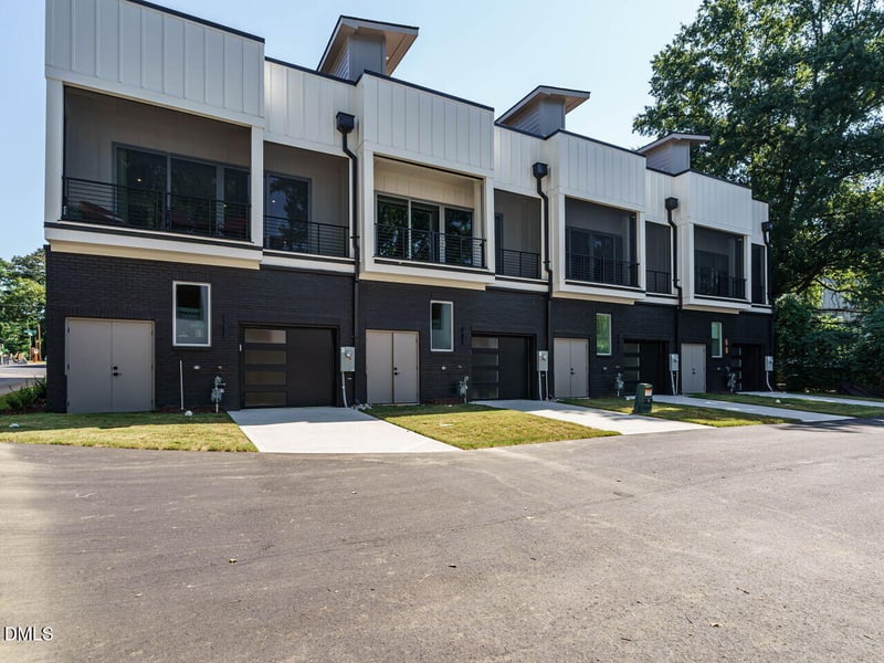 1525 Urban Trace Ln, Raleigh, NC 27608