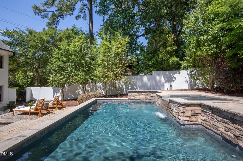 1526 Brooks Ave, Raleigh, NC 27607