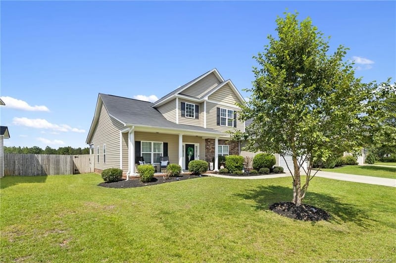 1528 Vandenberg Dr, Fayetteville, NC 28312