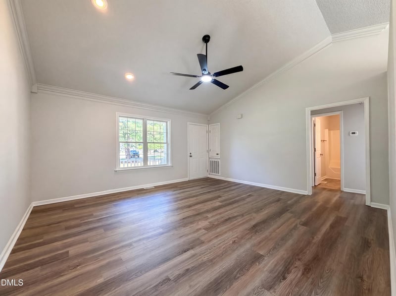 153 Sommerset Dr, Clayton, NC 27520