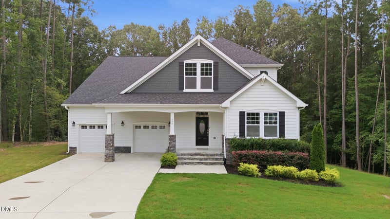 153 Syracuse Dr, Clayton, NC 27527