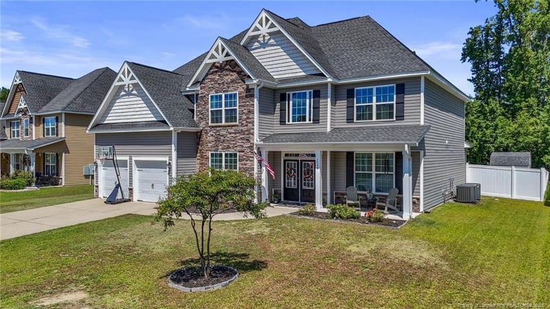1530 Elk Run Dr, Fayetteville, NC 28312