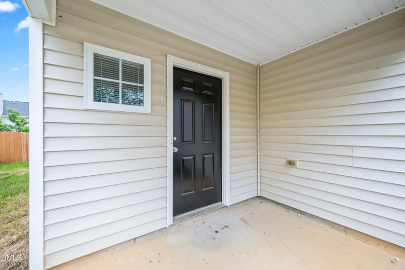 1532 Pebble Ridge Dr, Raleigh, NC 27610