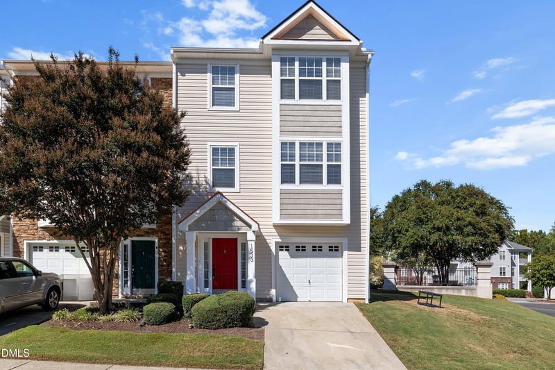 1533 Haywards Heath Ln, Apex, NC 27502