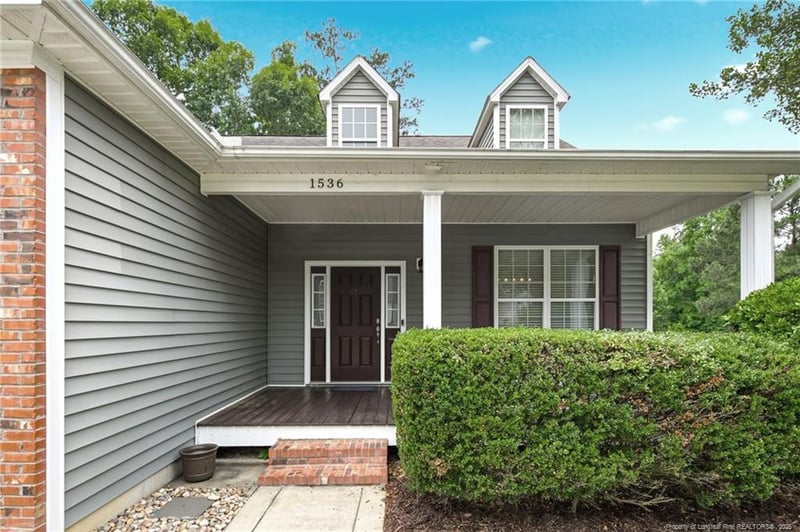 1536 Grassy Branch Dr, Fayetteville, NC 28304