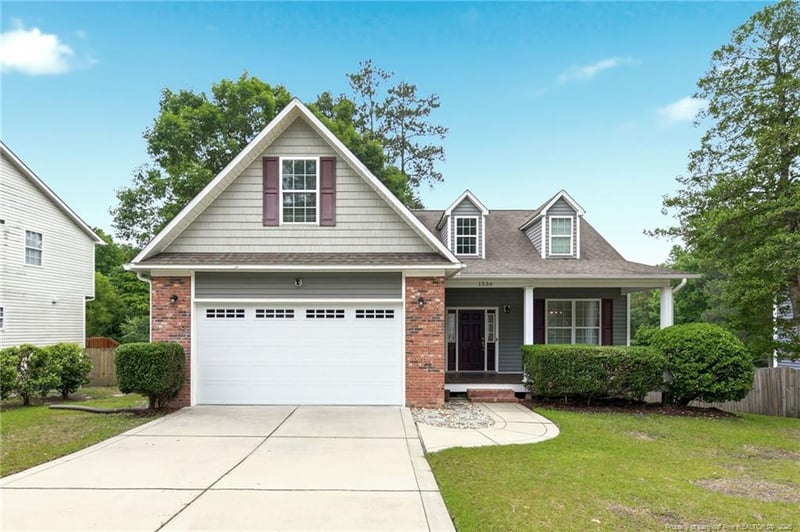 1536 Grassy Branch Dr, Fayetteville, NC 28304