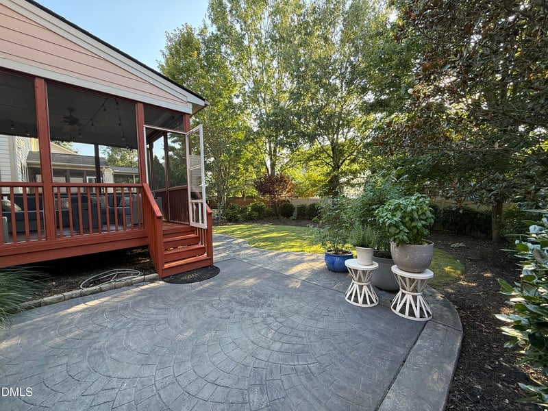 1544 Lily Creek Dr, Cary, NC 27518