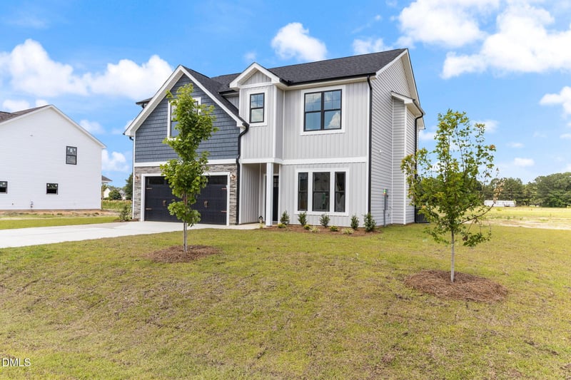 1548 Eastbay Dr, Fayetteville, NC 28312