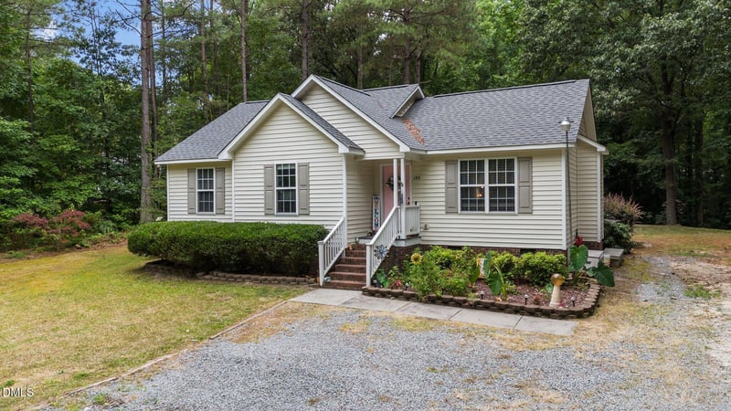155 Hilltop Dr, Four Oaks, NC 27524