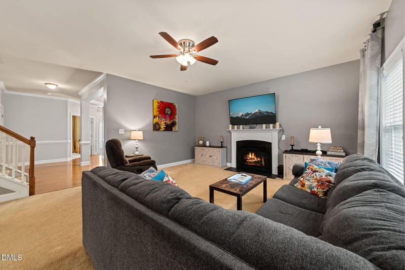 1550 Lake Louise Ln, Fuquay Varina, NC 27526