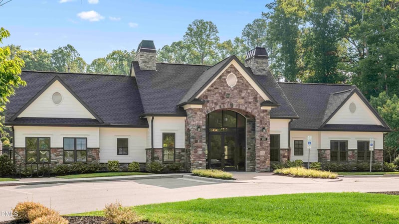 1553 Aberdeen Dr, Mebane, NC 27302