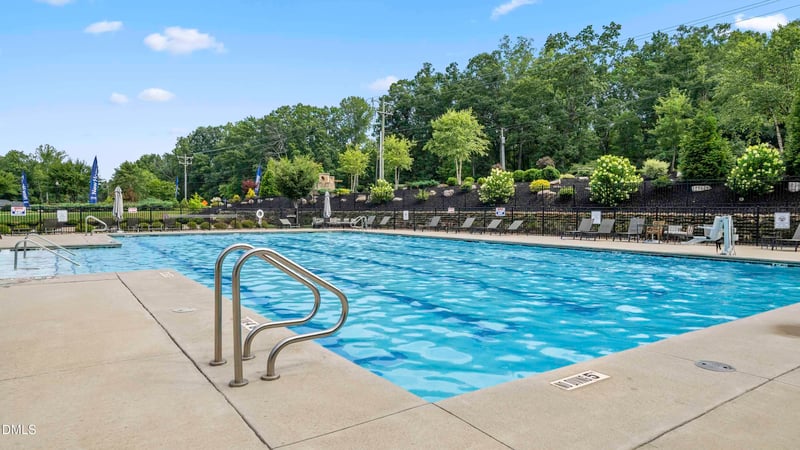 1553 Aberdeen Dr, Mebane, NC 27302