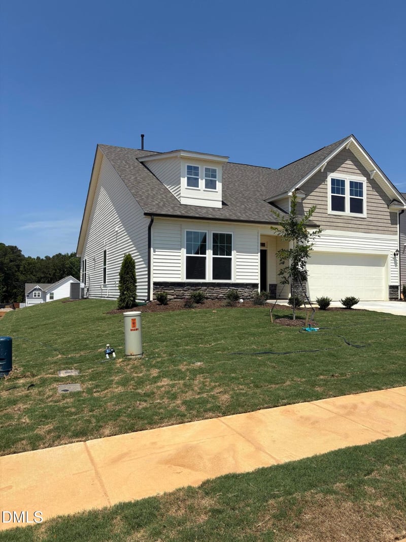 156 Appleseed Dr, Lillington, NC 27546