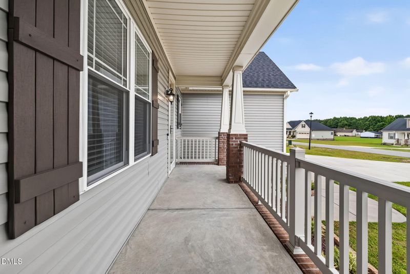 156 Clipper Ln, Smithfield, NC 27577