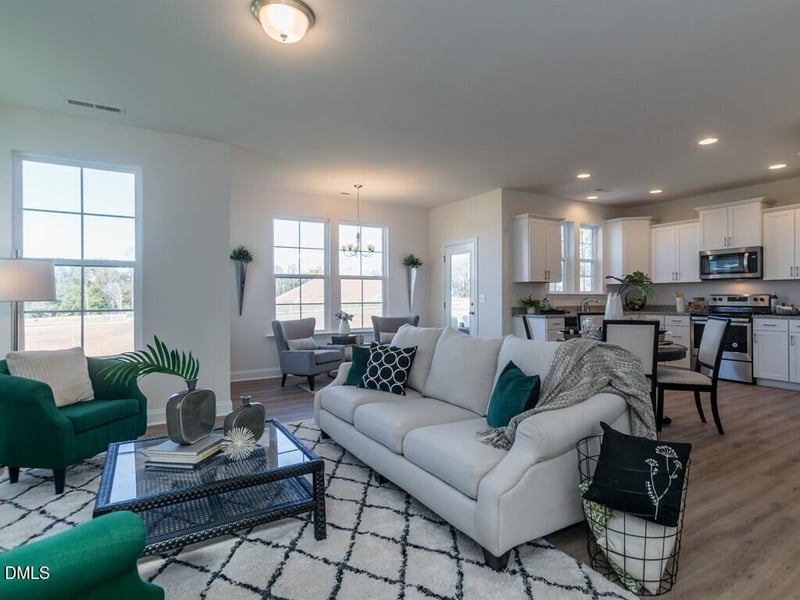 1561 Briar Brook Ln, Zebulon, NC 27597