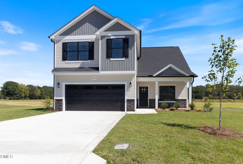 1564 Eastbay Dr, Fayetteville, NC 28312