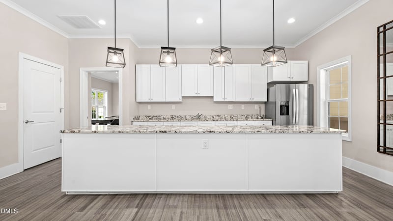 1568 Aberdeen Dr, Mebane, NC 27302