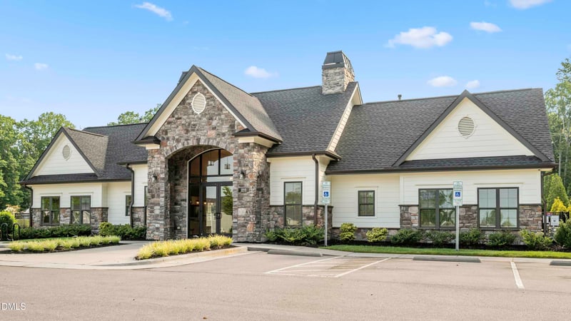 1569 Aberdeen Dr, Mebane, NC 27302