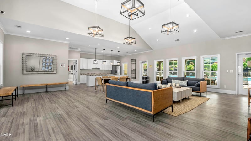 1569 Aberdeen Dr, Mebane, NC 27302