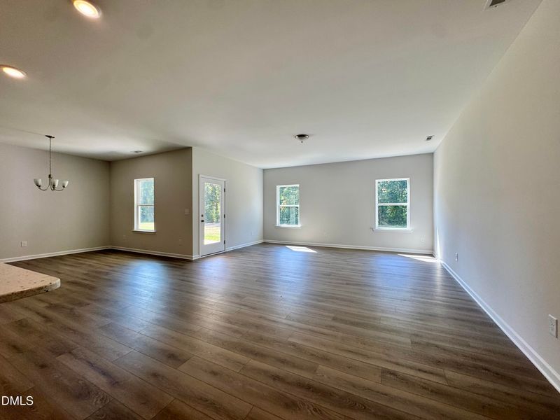 159 Cheshire Farm Dr, Smithfield, NC 27577