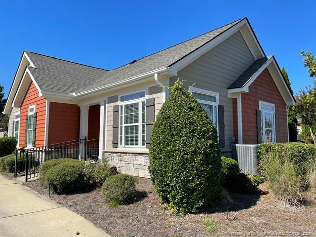 159 Nandina Ct, Fayetteville, NC 28311
