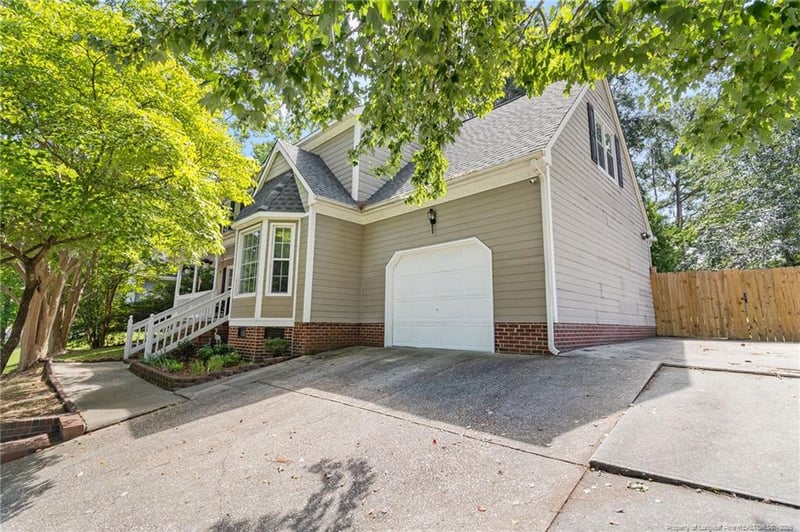 159 Ridgeway Dr, Fayetteville, NC 28311