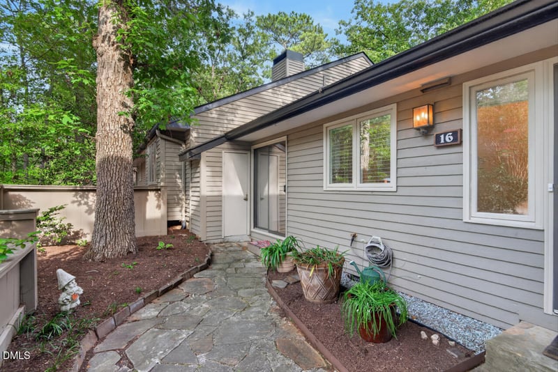 16 Glenmore Dr, Durham, NC 27707