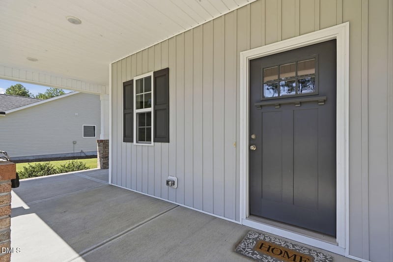 16 Sagebrook Ct, Zebulon, NC 27597