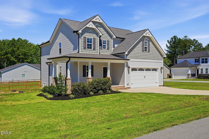 16 Sagebrook Ct, Zebulon, NC 27597