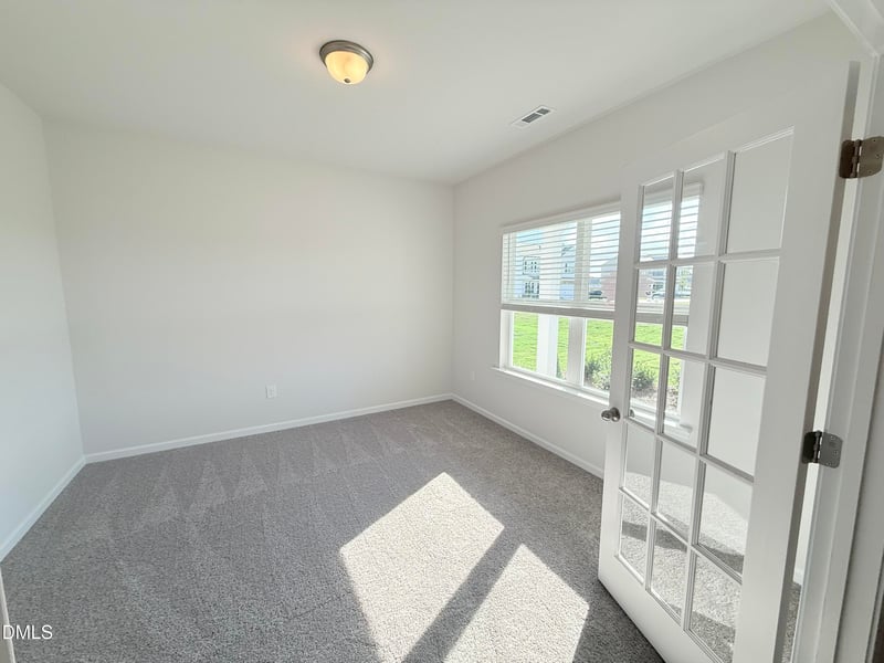 16 Valley Forge Ln, Smithfield, NC 27577