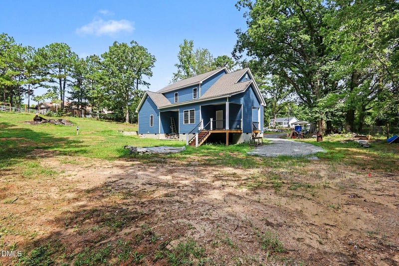 160 Helms Dogwood Rd, Benson, NC 27504