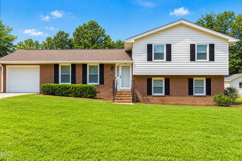 1600 Edgebrook Dr, Garner, NC 27529