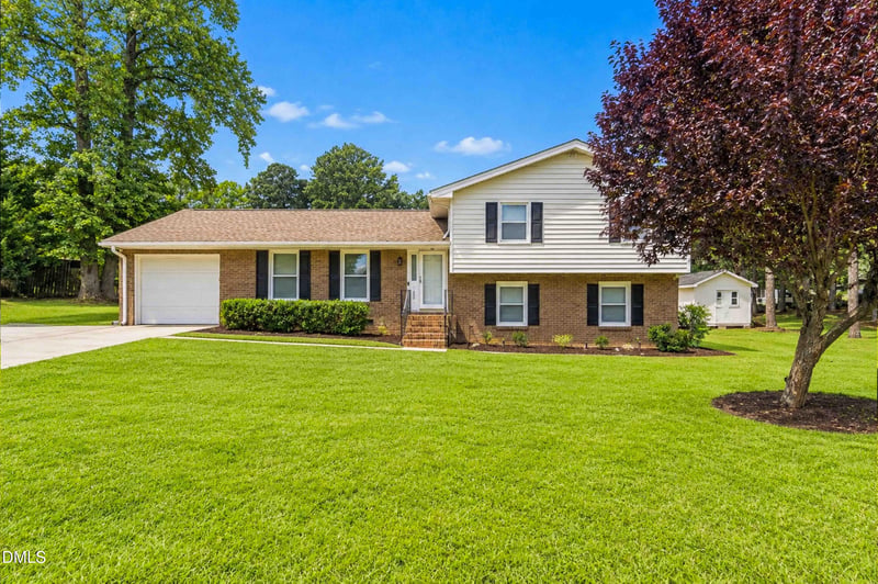1600 Edgebrook Dr, Garner, NC 27529