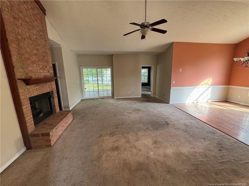 1600 Stanford Ct, Fayetteville, NC 28314