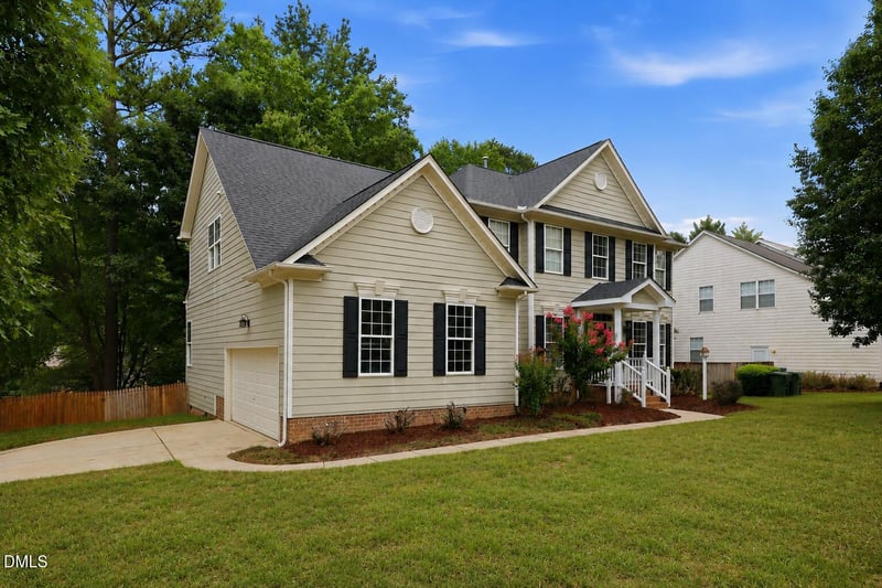 1601 Wood Spring Ct, Raleigh, NC 27614