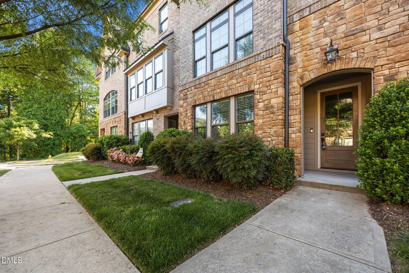 1605 Wooster St, Raleigh, NC 27607