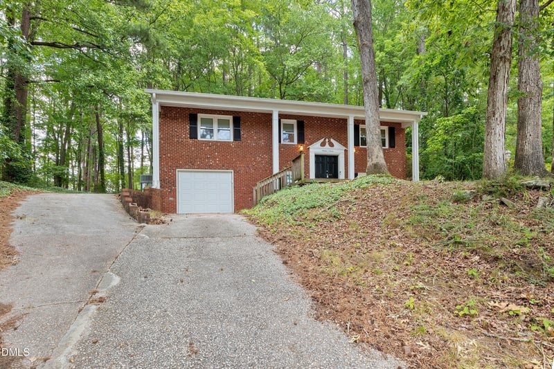 1607 Sycamore Dr, Garner, NC 27529