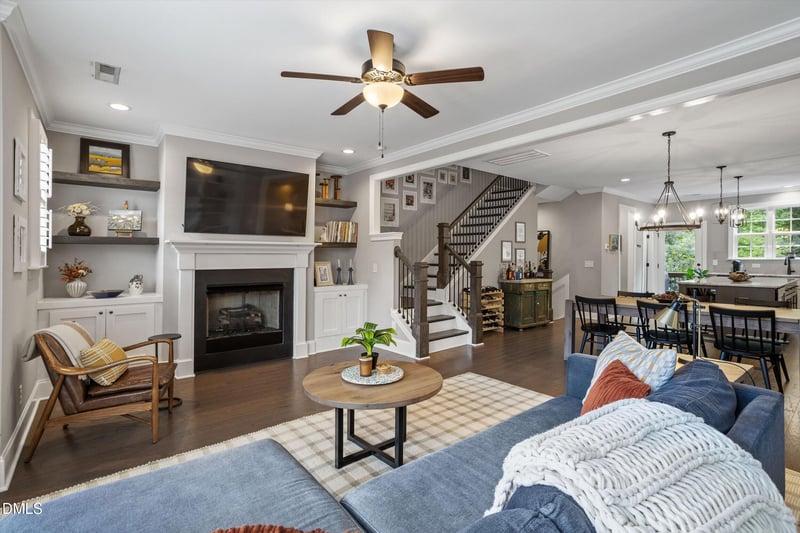 1607 Wooster St, Raleigh, NC 27607
