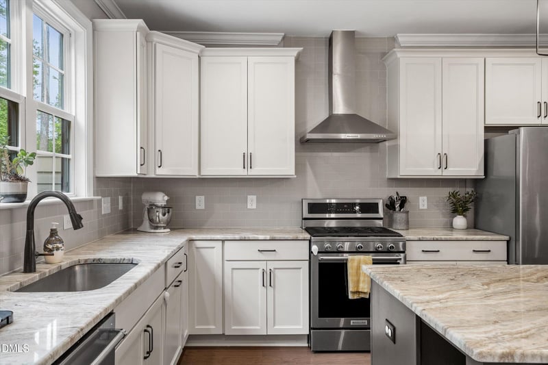 1607 Wooster St, Raleigh, NC 27607