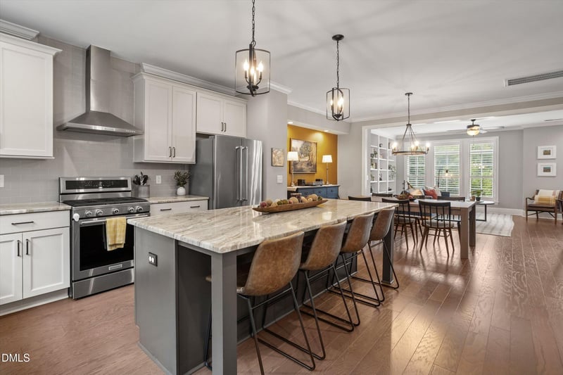 1607 Wooster St, Raleigh, NC 27607