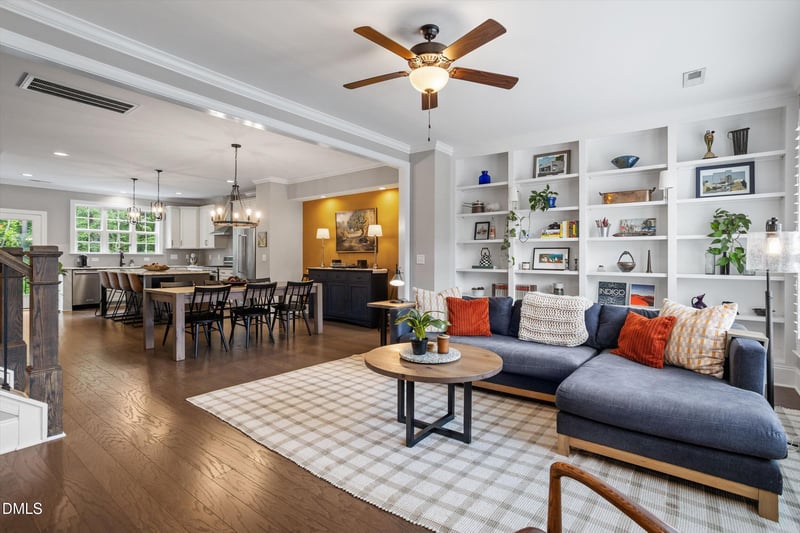 1607 Wooster St, Raleigh, NC 27607