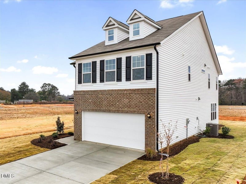 1609 Briar Brook Ln, Zebulon, NC 27597