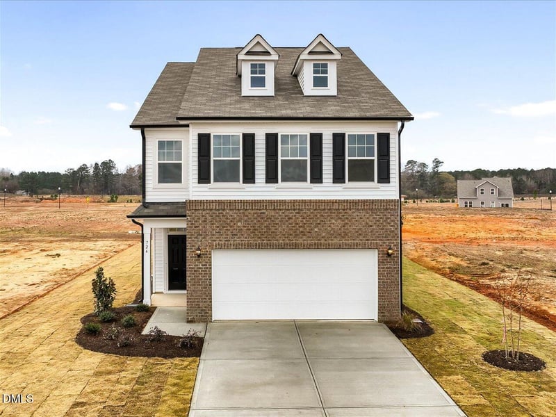 1609 Briar Brook Ln, Zebulon, NC 27597