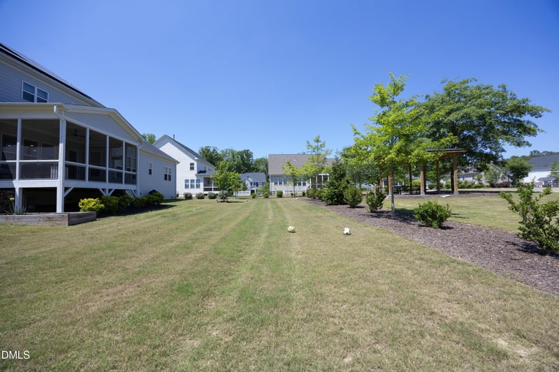1612 Henley View Pl, Apex, NC 27523