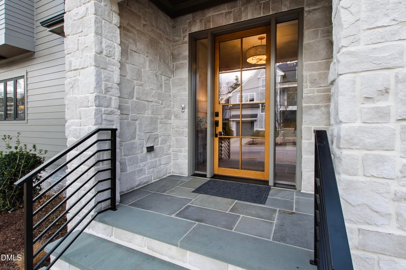 1614 Carson St, Raleigh, NC 27608