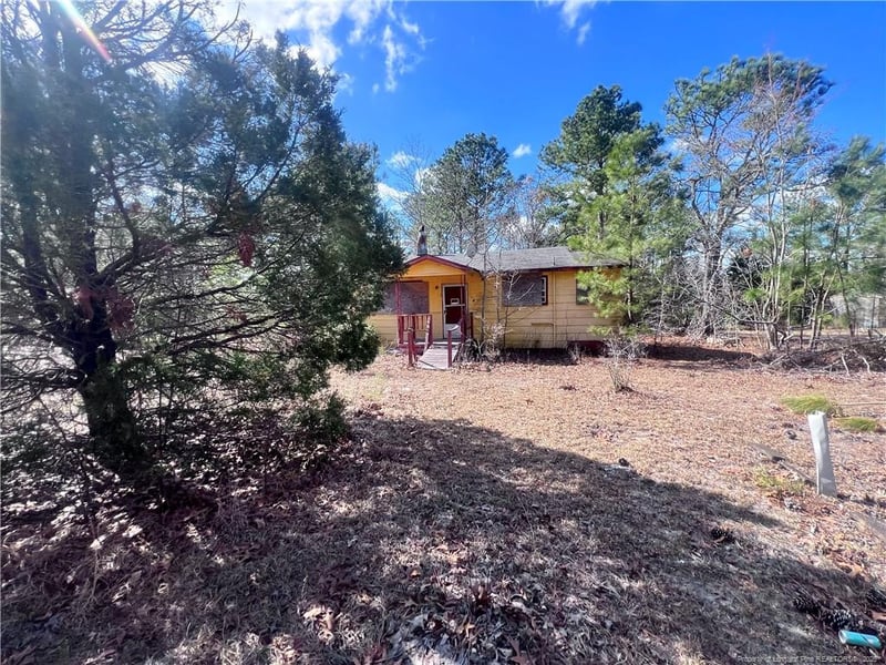 1620 Thicket Rd, Fayetteville, NC 28314